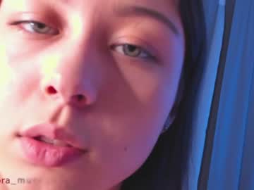 Nude cam girl dora_mur image #3517334