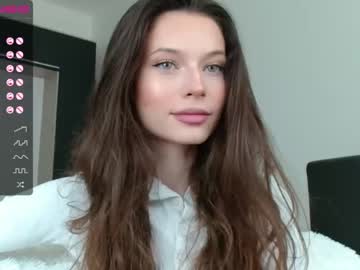 Nude cam girl isia_slay image #1894342