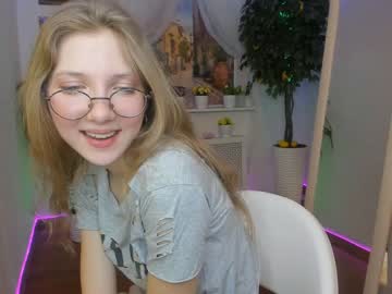 Nude cam girl avis_ryan image #1075562