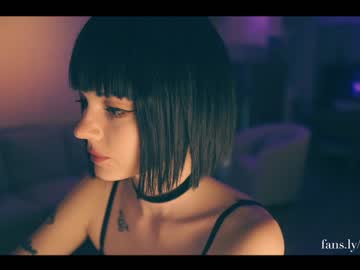 Nude cam girl auddicted image #2013975