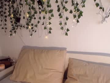 Nude cam girl lillpio image #3354635