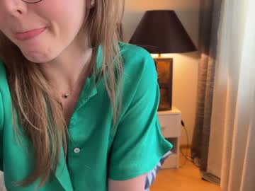Nude cam girl girl_next_door19 image #6395647