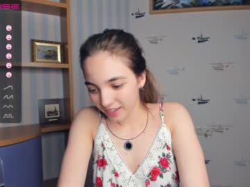 Nude cam girl shy_media image #4351521