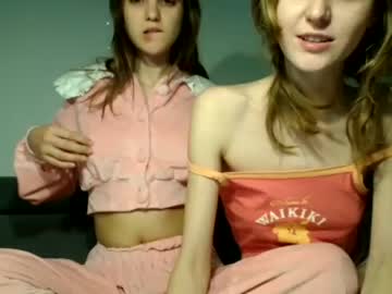 hotcherrybloom nude girls camming