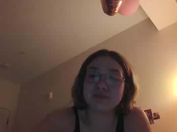 Nude cam girl ftarh18 image #4523010