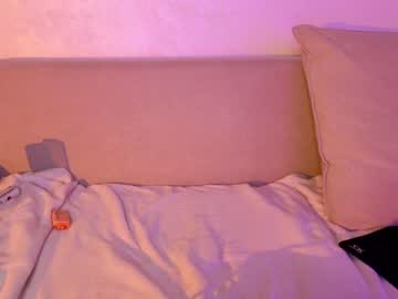 Nude cam girl angella_kleee image #6301321
