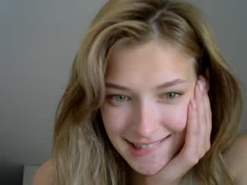 Nude cam girl talyaa_xo image #1785888
