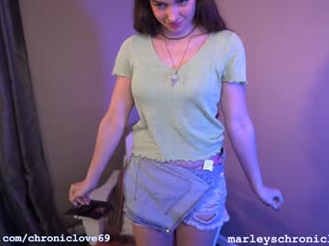 Nude cam girl chroniclove image #1775890