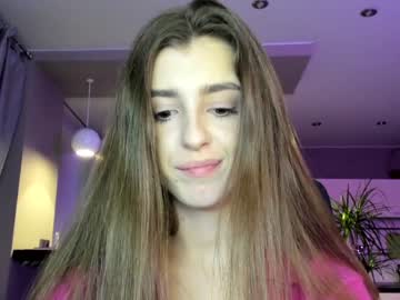 Nude cam girl coy_amina_ image #2857194