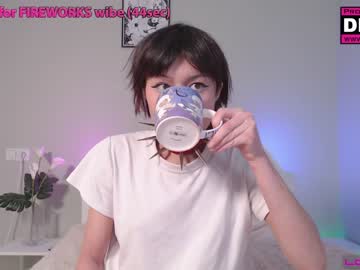 Nude cam girl na__na image #3717219