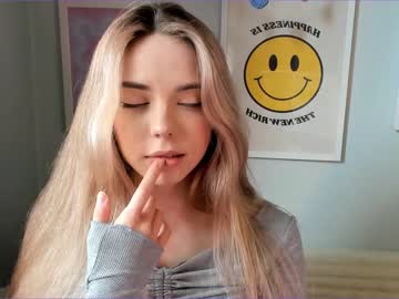Nude cam girl thisisamelia image #4467453