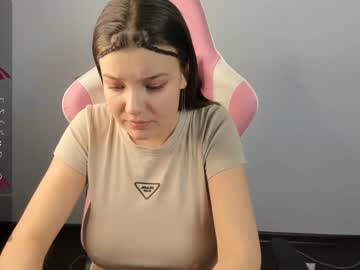 Nude cam girl holly_llina image #6213660