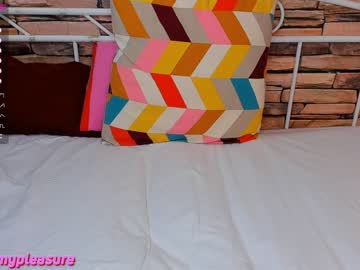 Nude cam girl eugenetomas image #1320576