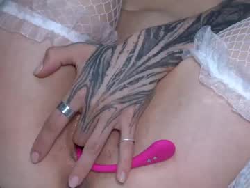 Nude cam girl _deepthroatgalactica image #2493340