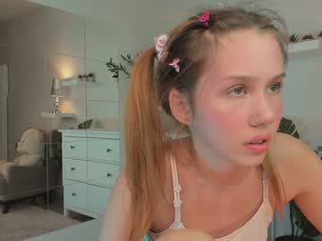 Nude cam girl lila_kik image #2651883
