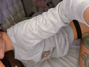 Nude cam girl queenafina image #5493524