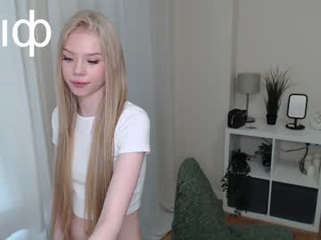 Nude cam girl sonyaplush image #1426389