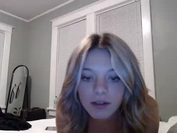 Nude cam girl lily_marieee image #3885096