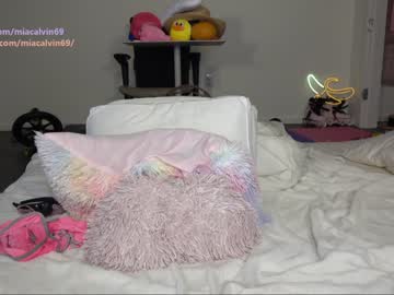 Nude cam girl miacalvin69 image #483652