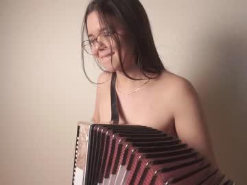 Nude cam girl helenmoors image #3954426