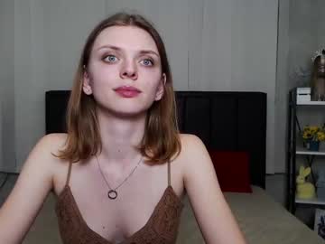 sweettjenny nude girls camming