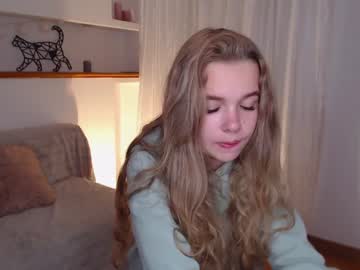 little_kittty_ nude girls camming