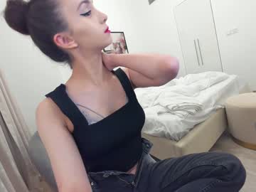 Nude cam girl ehotlovea image #5520652