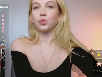 Nude cam girl small_blondee image #4459057