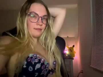 Nude cam girl mariah95 image #3314397