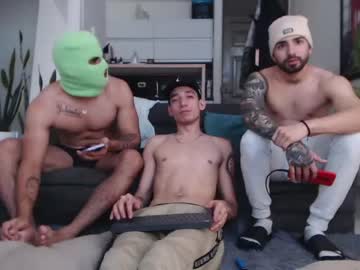 Nude cam man fratguysonline image #2442611