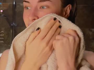 Nude cam girl uwunikaa image #5604100
