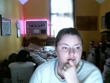 Nude cam girl mommymars9871 image #4174435