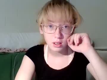 Nude cam girl blonde_katie image #5798158