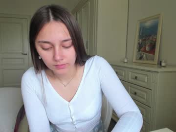 Nude cam girl eleonora_linn image #2159713