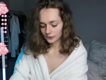 Nude cam girl mxxnsxsul image #2269124