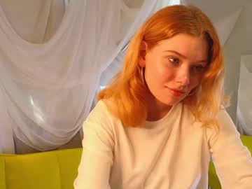 Nude cam girl rowenabyron image #6943621