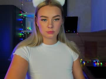 Nude cam girl 8a8y_nura image #774364