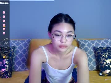 Nude cam girl little_v1rgin_angel image #2044404