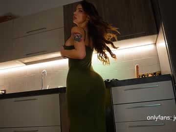 Nude cam girl therealbonnieclydex image #4168982