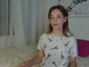 Nude cam girl hey_toni_ image #3234221