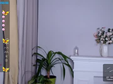 Nude cam girl small_blondee image #2004394