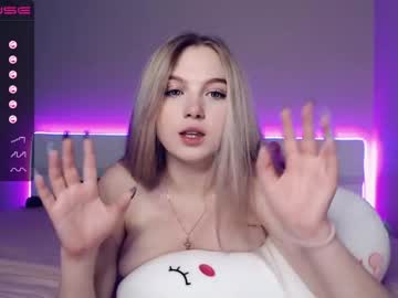 Nude cam girl small_blondee image #46167