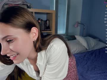 Nude cam girl youne_and_beautiful image #4460234