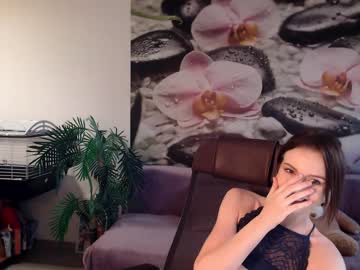 Nude cam girl jennycutey image #2817801