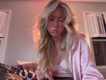 Nude cam girl dixiegem image #7022084