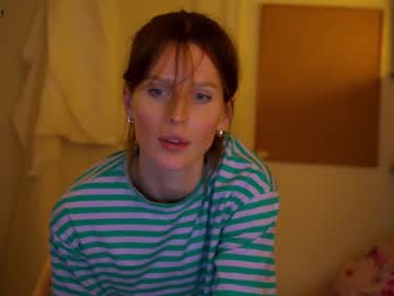Nude cam girl ellaa91 image #3254484