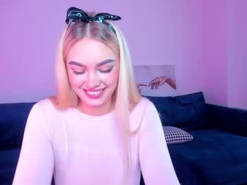 Nude cam girl 8a8y_nura image #2079979