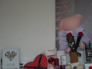 Nude cam girl erikabee image #3515403