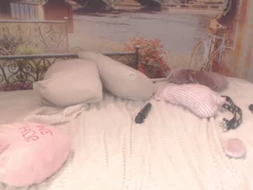 Nude cam girl hi_teika image #1462576