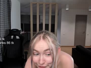 Nude cam girl damsel_in_distr3ss image #1414054